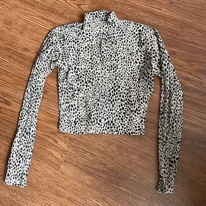 Brandy Melville Sweater